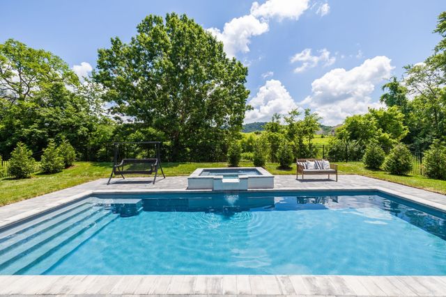 3544 Barnsley Ln, Franklin, TN 37067
