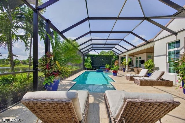 3245 Cullowee LN, Naples, FL 34114