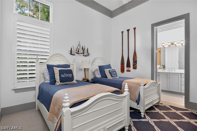 3245 Cullowee LN, Naples, FL 34114
