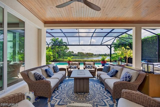 3245 Cullowee LN, Naples, FL 34114