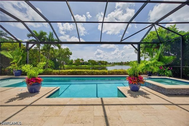 3245 Cullowee LN, Naples, FL 34114