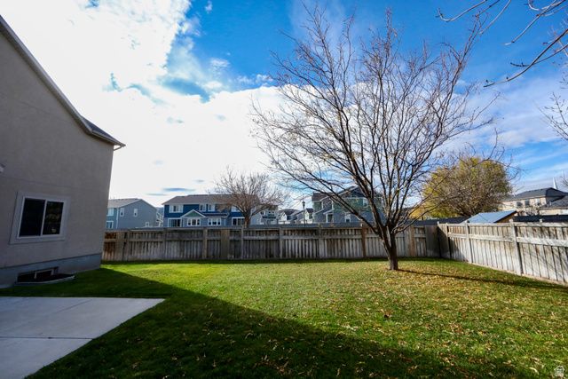 3344 E KENNEKUK LN, Eagle Mountain, UT 84005