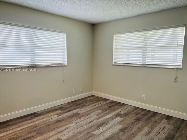 8025 S Colony Circle S 210, Tamarac, FL 33321