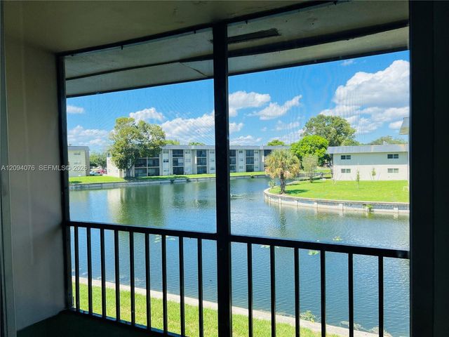 8025 S Colony Circle S 210, Tamarac, FL 33321