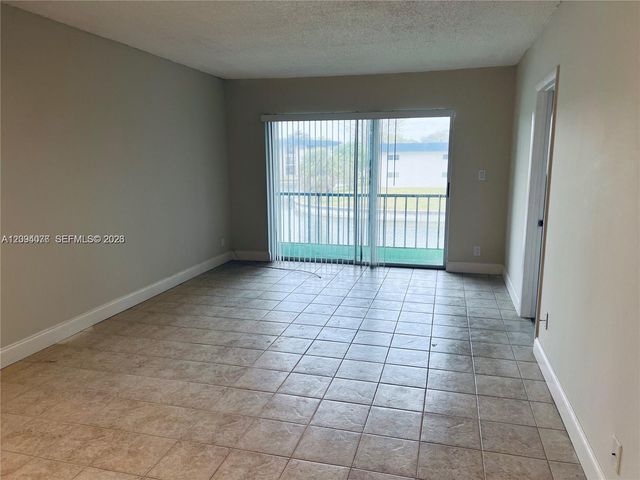 8025 S Colony Circle S 210, Tamarac, FL 33321