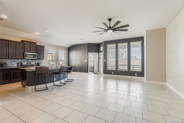 2213 Sungate, New Braunfels, TX 78130