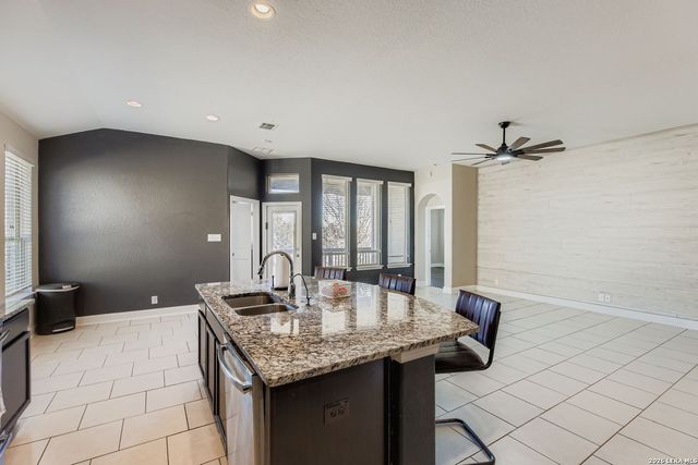 2213 Sungate, New Braunfels, TX 78130