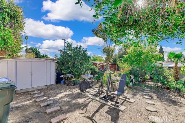 25809 Date, San Bernardino, CA 92404