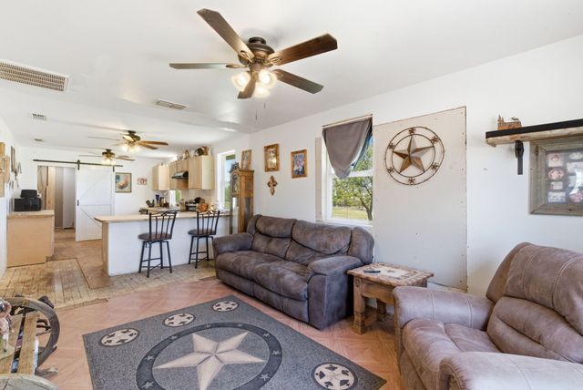 200 Strother Road, Newcastle, TX 76372