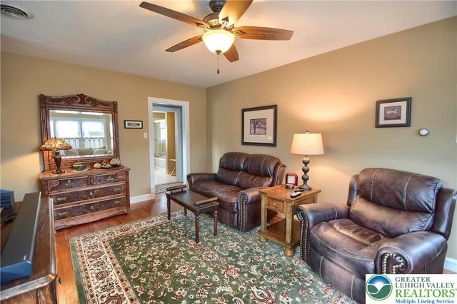 154 Trumbauersville Road, Richland Twp, PA 18951