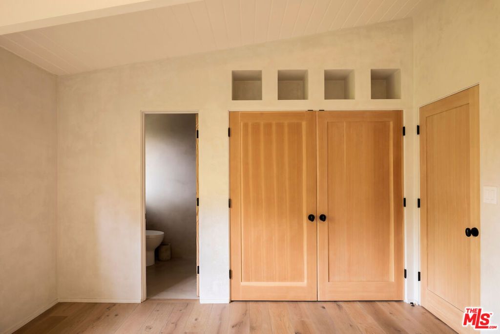 Image 24 of property listing at 295 Mabery Road, Santa Monica, CA 90402