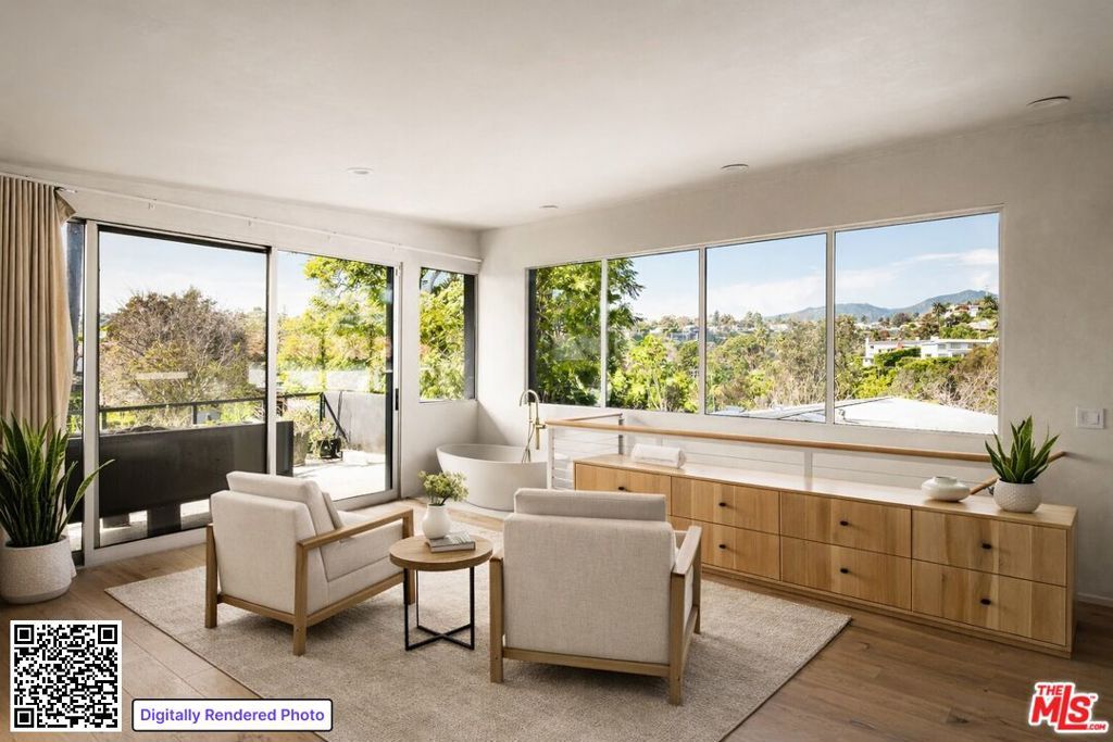 Image 32 of property listing at 295 Mabery Road, Santa Monica, CA 90402