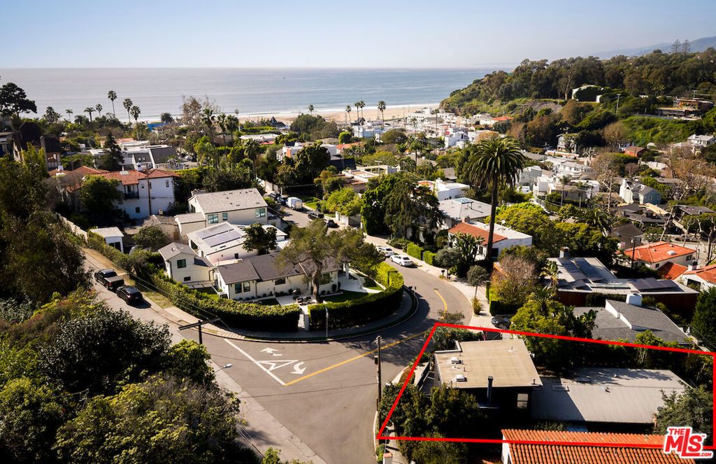 Image 47 of property listing at 295 Mabery Road, Santa Monica, CA 90402