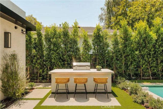 4133 Ventura Canyon Avenue, Sherman Oaks, CA 91423