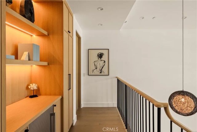 4133 Ventura Canyon Avenue, Sherman Oaks, CA 91423