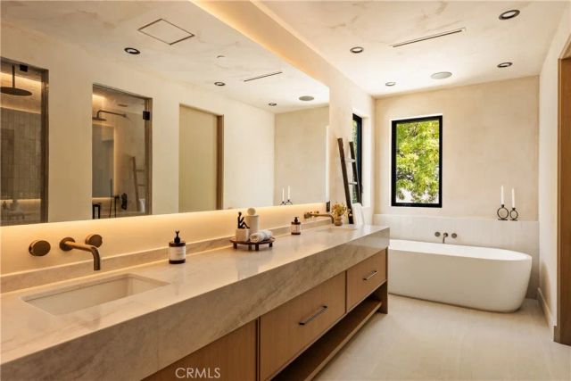 4133 Ventura Canyon Avenue, Sherman Oaks, CA 91423