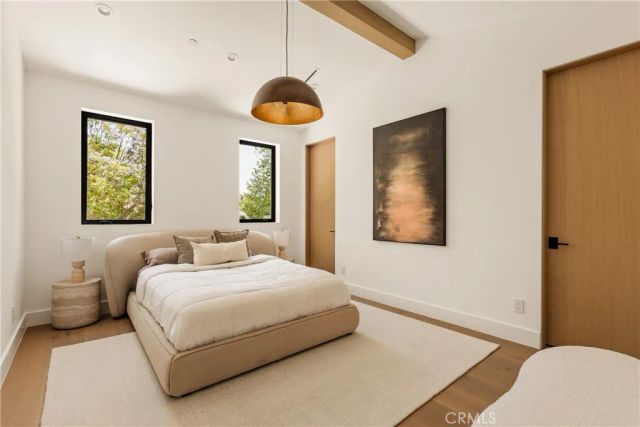 4133 Ventura Canyon Avenue, Sherman Oaks, CA 91423
