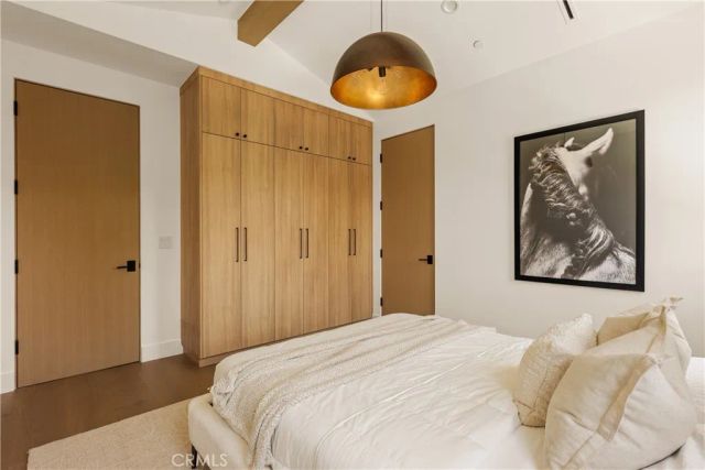 4133 Ventura Canyon Avenue, Sherman Oaks, CA 91423