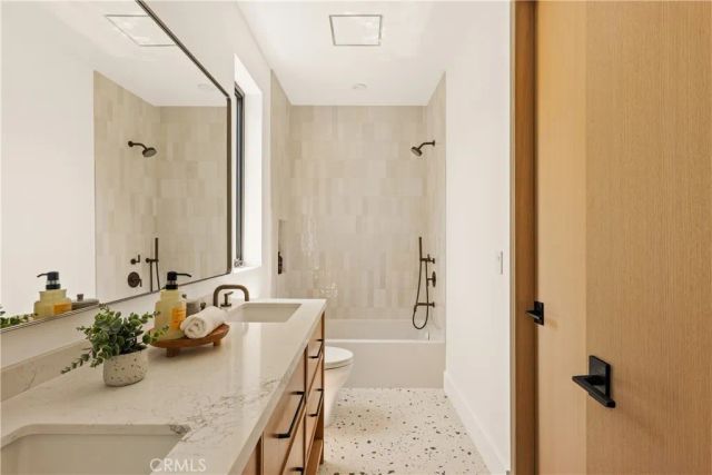 4133 Ventura Canyon Avenue, Sherman Oaks, CA 91423