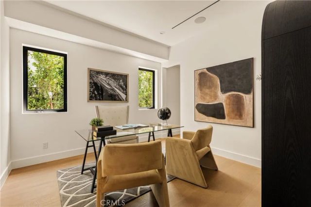 4133 Ventura Canyon Avenue, Sherman Oaks, CA 91423
