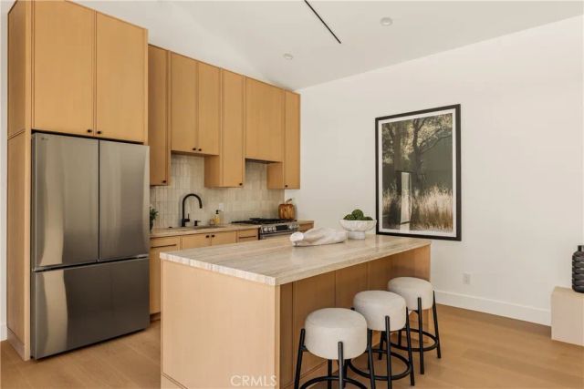 4133 Ventura Canyon Avenue, Sherman Oaks, CA 91423