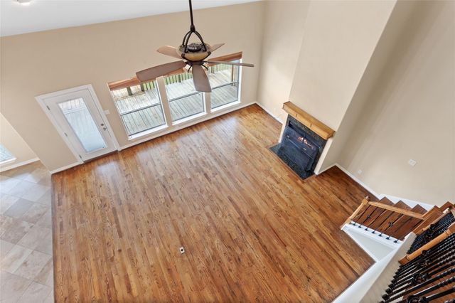 1110 Papeete Street, Tiki Island, TX 77554