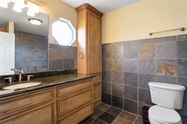 1110 Papeete Street, Tiki Island, TX 77554
