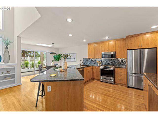 3490 CHAPARREL Loop, West Linn, OR 97068