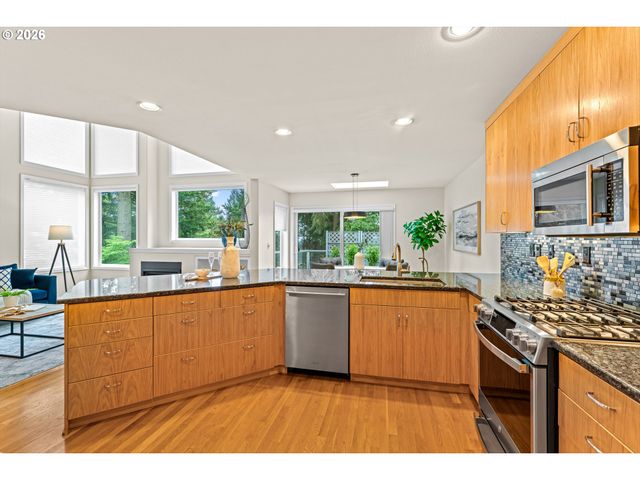 3490 CHAPARREL Loop, West Linn, OR 97068