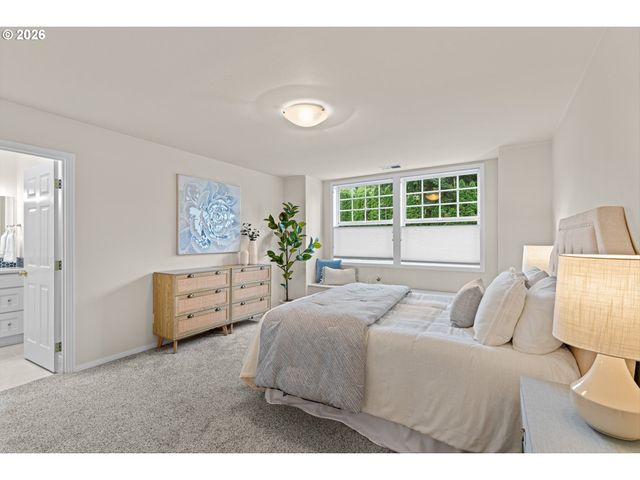 3490 CHAPARREL Loop, West Linn, OR 97068