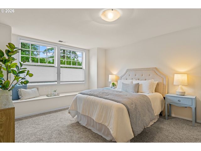 3490 CHAPARREL Loop, West Linn, OR 97068