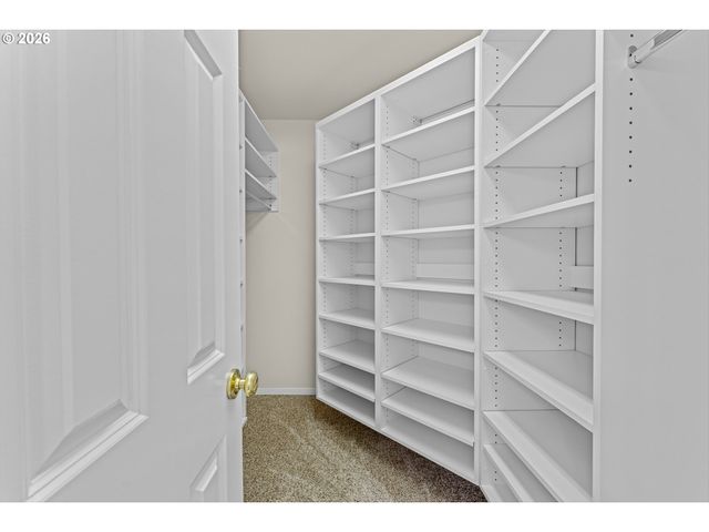 3490 CHAPARREL Loop, West Linn, OR 97068