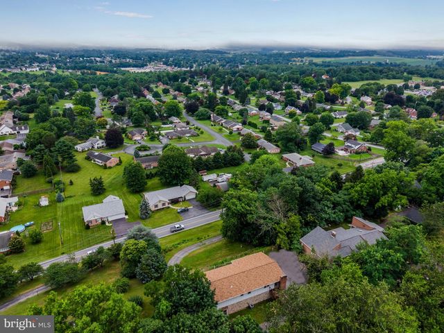 12309 COUNTRY CLUB ROAD, Waynesboro, PA 17268