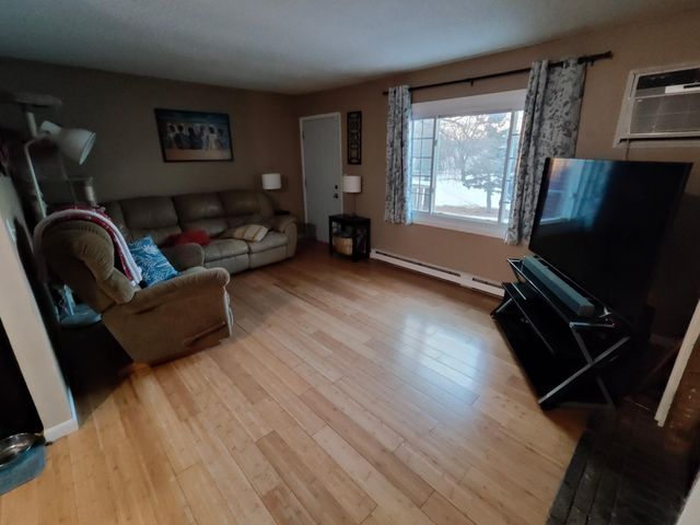 2119 2nd Avenue E, West Fargo, ND 58078