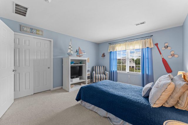 2124 ARBORDALE CIR, Schwenksville, PA 19473