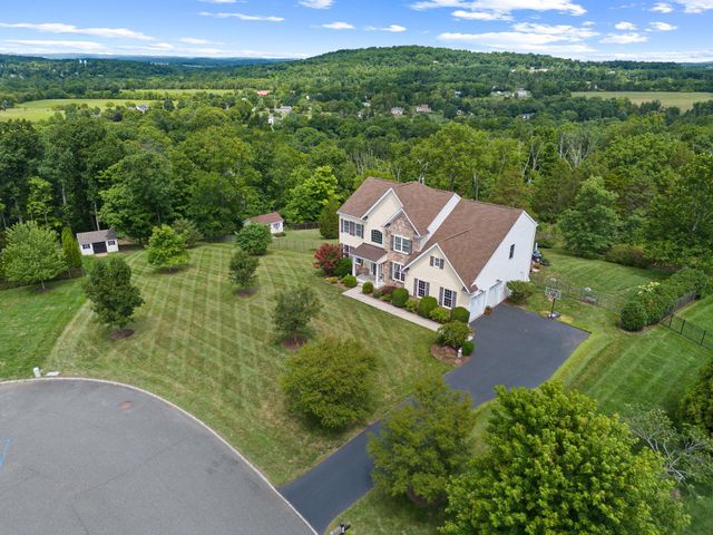 2124 ARBORDALE CIR, Schwenksville, PA 19473