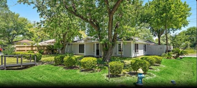 9402 Alcott Drive, Houston, TX 77080