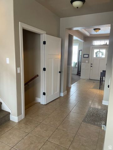 2056 E 1325 N, Layton, UT 84040