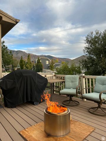 2056 E 1325 N, Layton, UT 84040