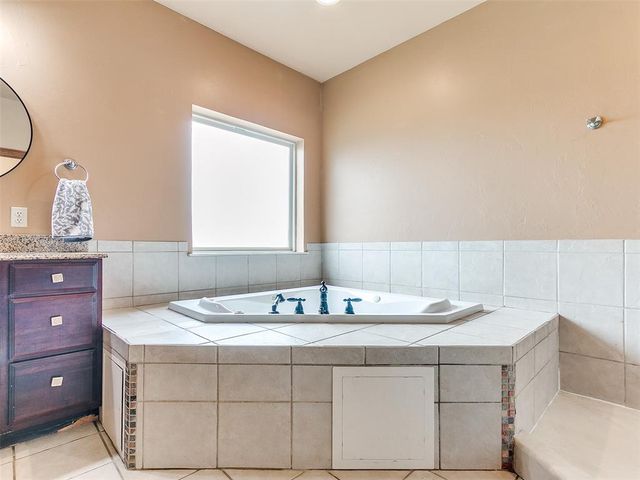 7421 High Meadows Lane, Piedmont, OK 73078