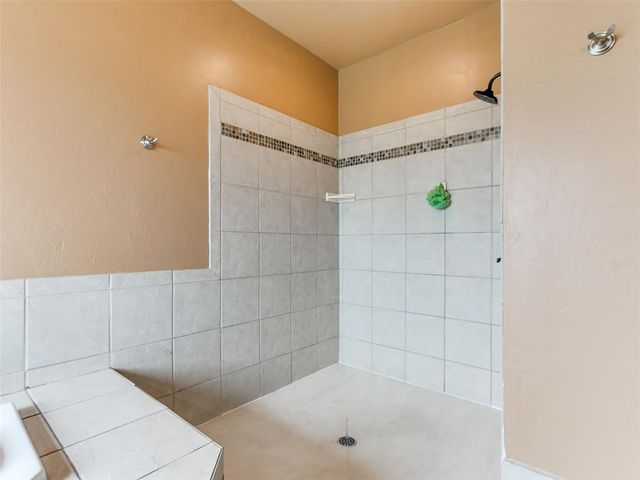 7421 High Meadows Lane, Piedmont, OK 73078