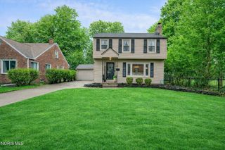 3818 Beverly Drive, Toledo, OH 43614