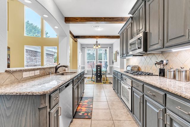 2764 Portside Drive, Grand Prairie, TX 75054