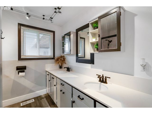 5430 Sw 188TH Ave, Beaverton, OR 97078