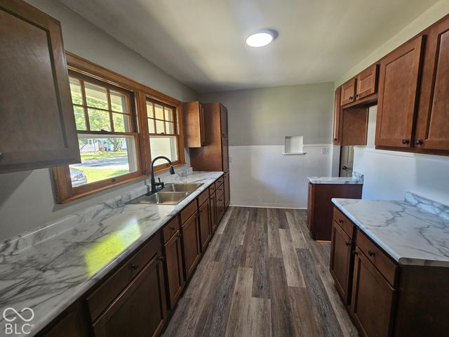 211 Nursery Road, Anderson, IN 46012