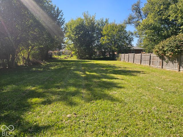 211 Nursery Road, Anderson, IN 46012