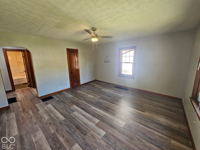 211 Nursery Road, Anderson, IN 46012