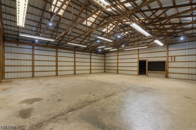 526 County Road 579, Raritan Twp., NJ 08551