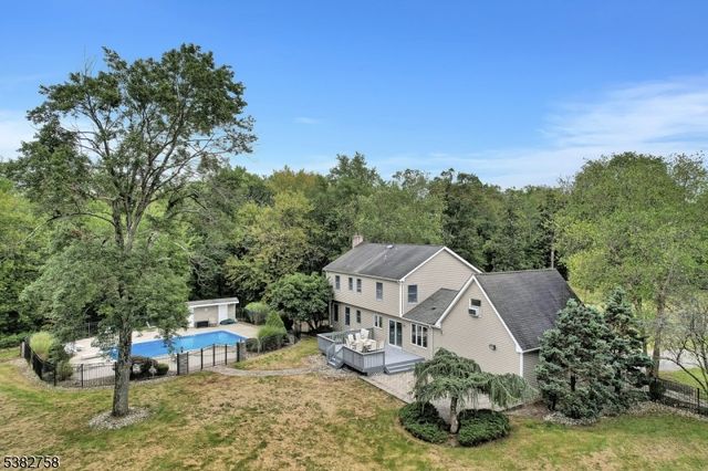 526 County Road 579, Raritan Twp., NJ 08551