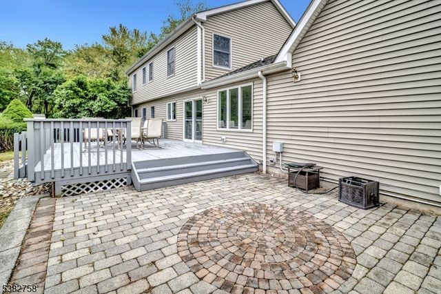526 County Road 579, Raritan Twp., NJ 08551